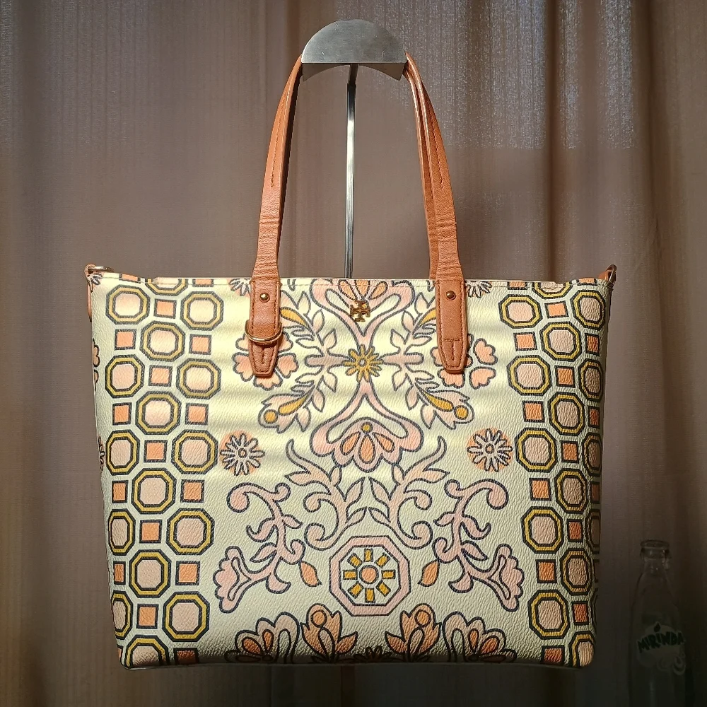Tory Burch Small Kensington Zipper Tote